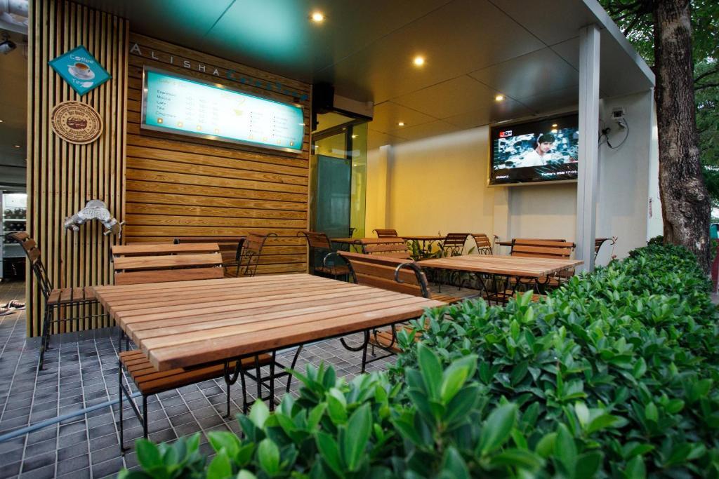 Alisha Court Hotel & Residence Bangkok Eksteriør billede