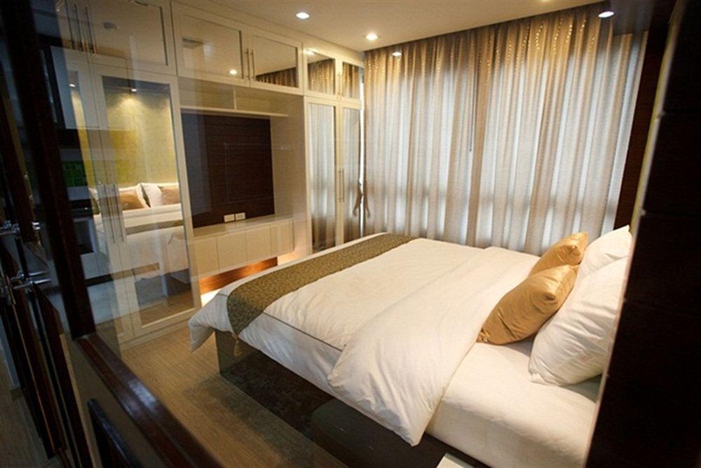 Alisha Court Hotel & Residence Bangkok Eksteriør billede